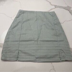 Brandy Melville JGalt mini skirt